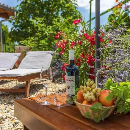 Hacienda Villa Grizane-Belgrad